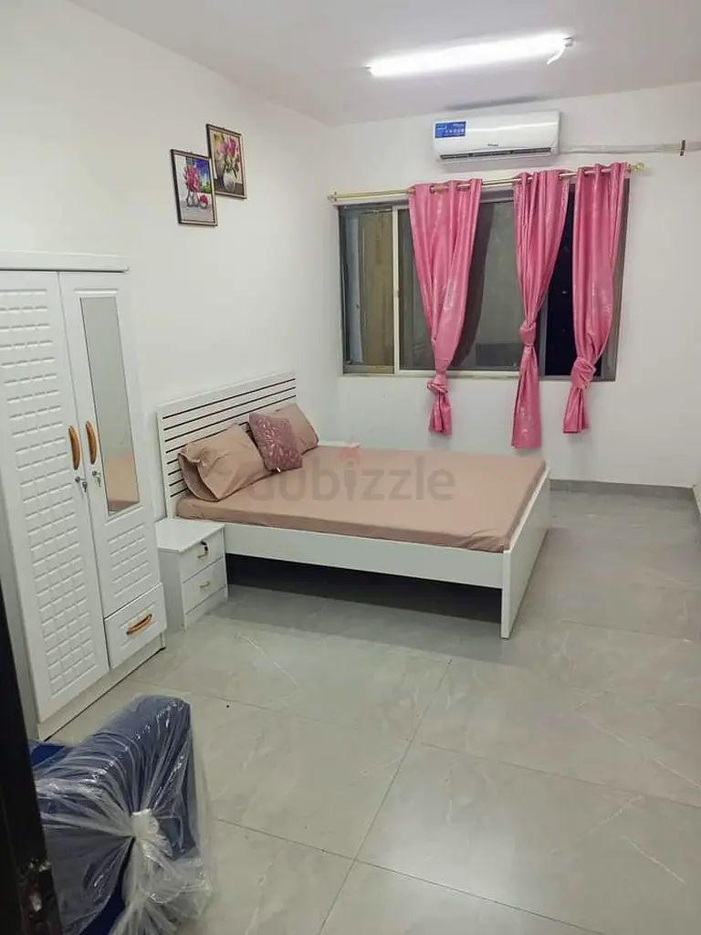 Apartment Room available for rent in Rolla Sharjah Sharjah