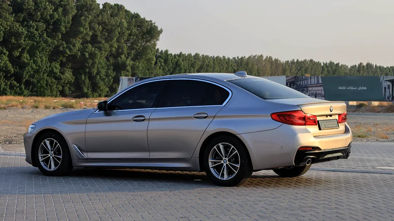 BMW 520i Model: 2020 full option63160159393409113