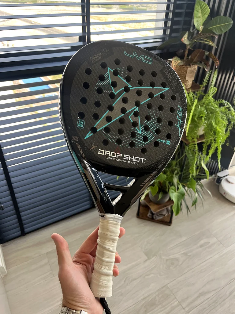 Padel racket