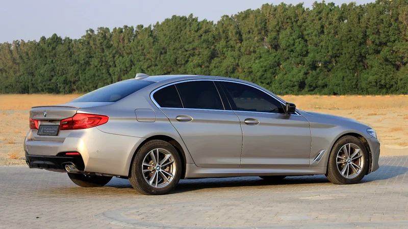 BMW 520i Model: 2020 full option63160159393409114