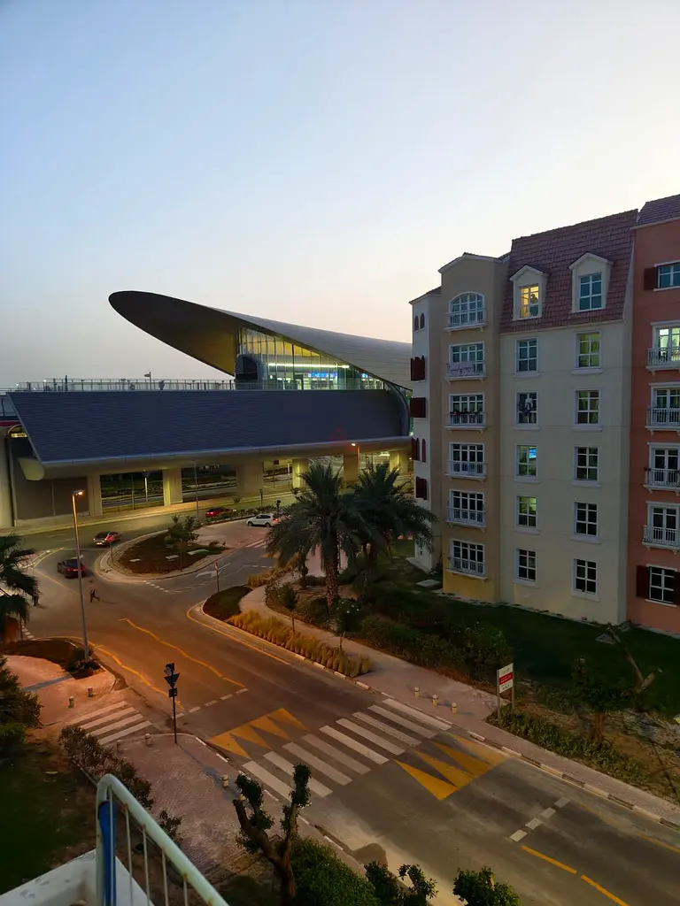 Apartment Studio apt for sharing Dubai