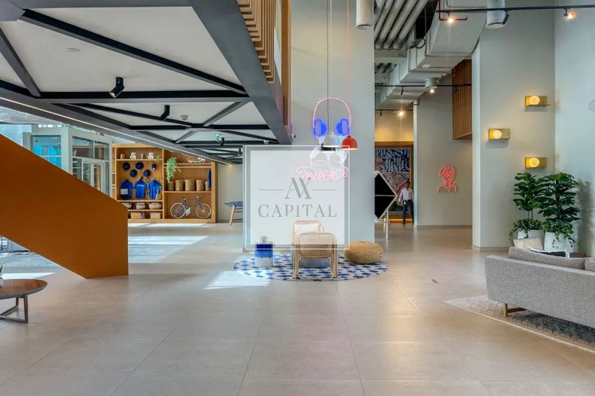 Apartment Mall Facing Fully Furnished Available Dubai