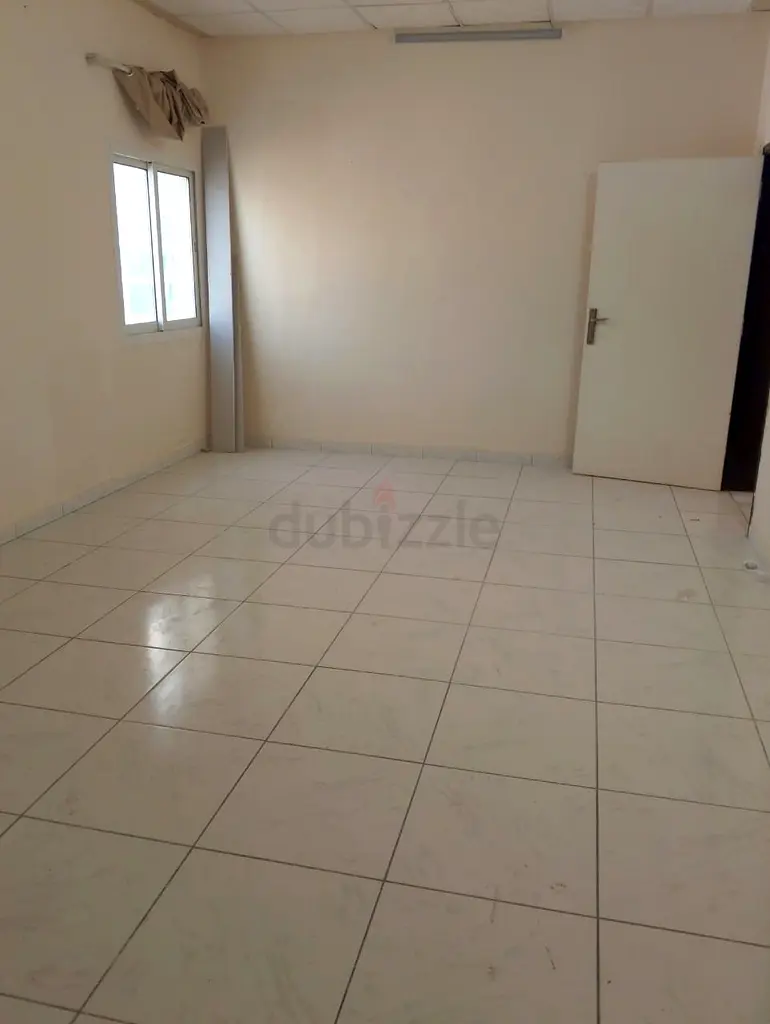 Villa Room available for rent in rashidiya near to halawa market