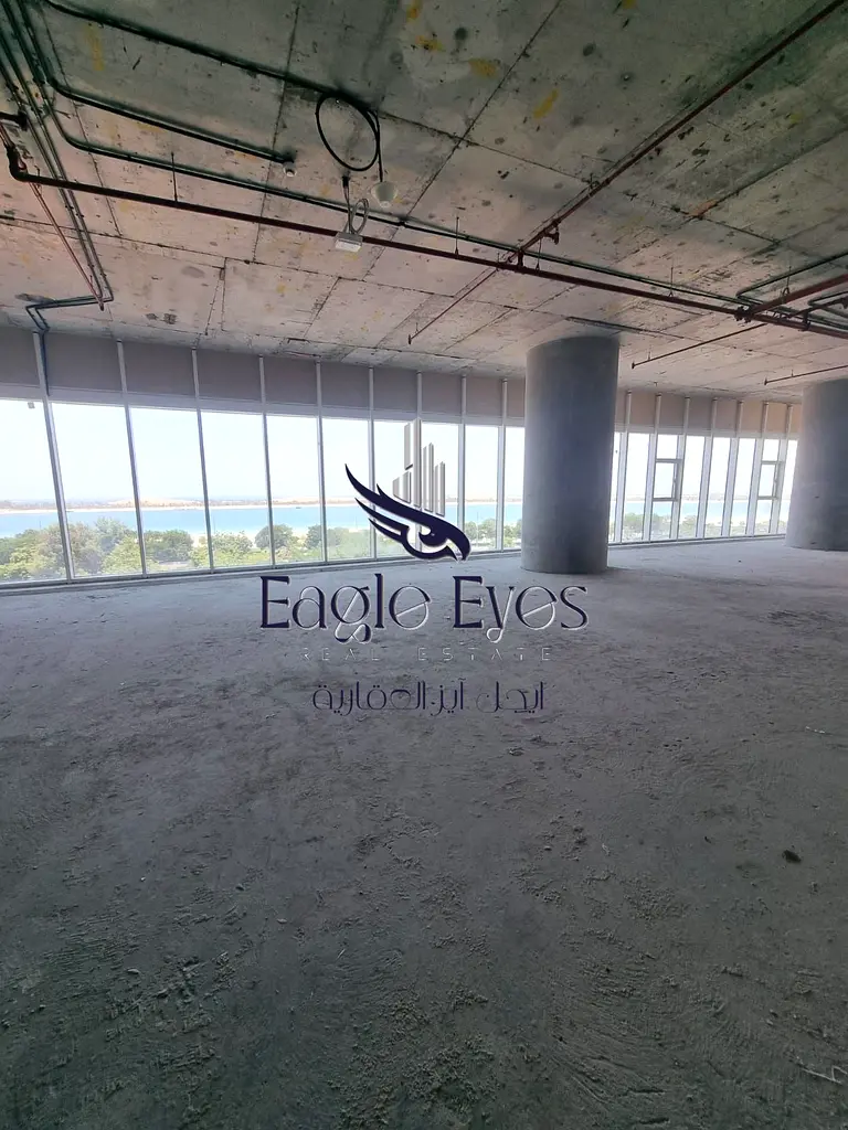 Office Beachfront Office with Magnificent View. Abu Dhabi