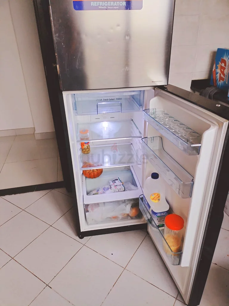 fridge, refrigerator for amazing low price sale 5 YEAR OLD