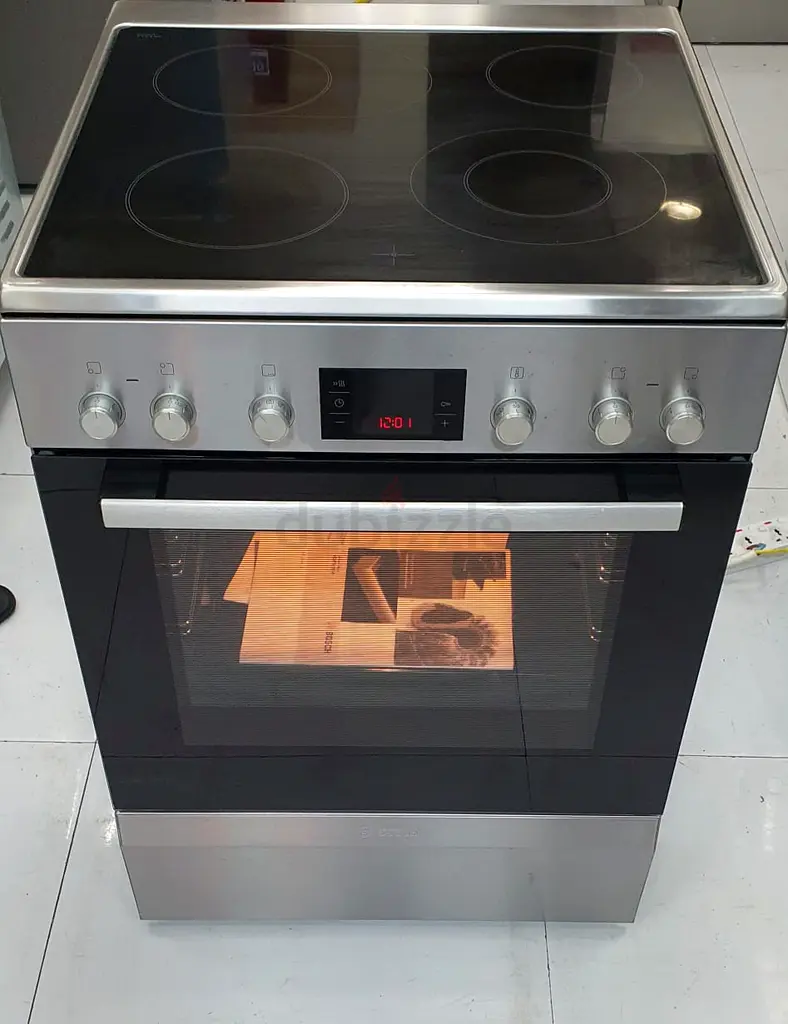 Bosch 4 hubs electric cooker cooker same like new condition for sale