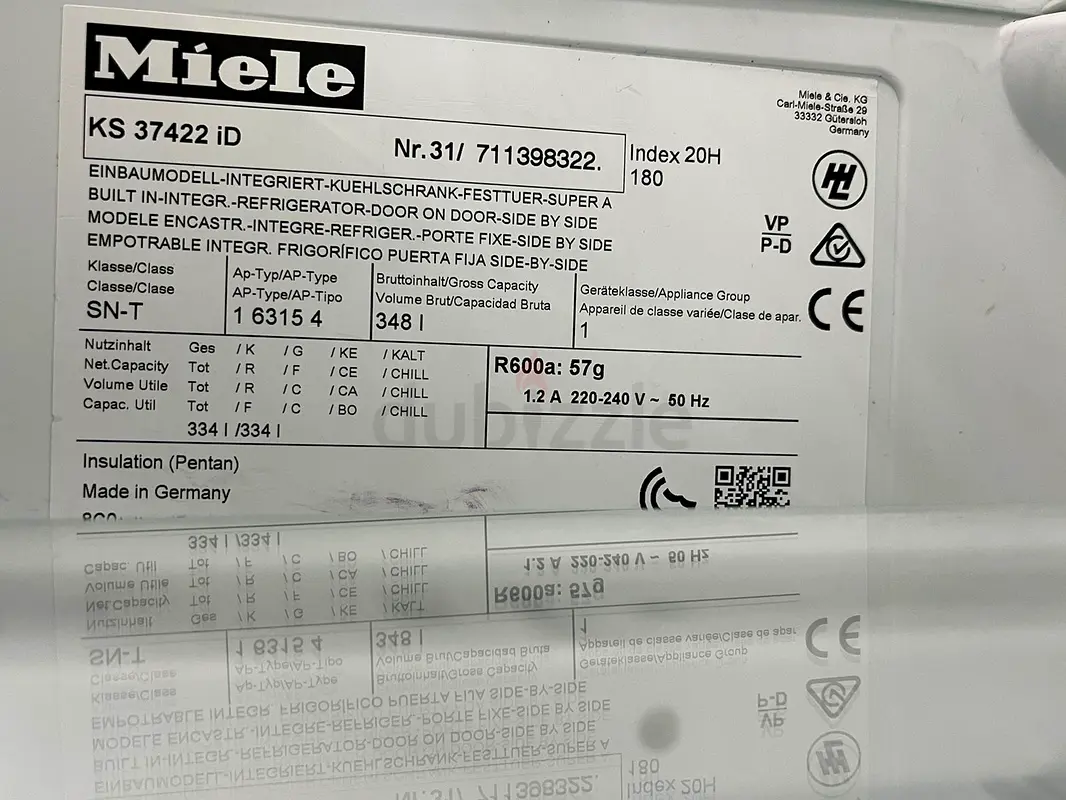 Miele Fridge freezer free standing Good as new condition