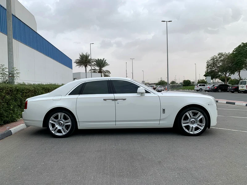 رولز رويس **2016** مواصفات الخليج بحالة جيدة ونظيفة63173485714946113