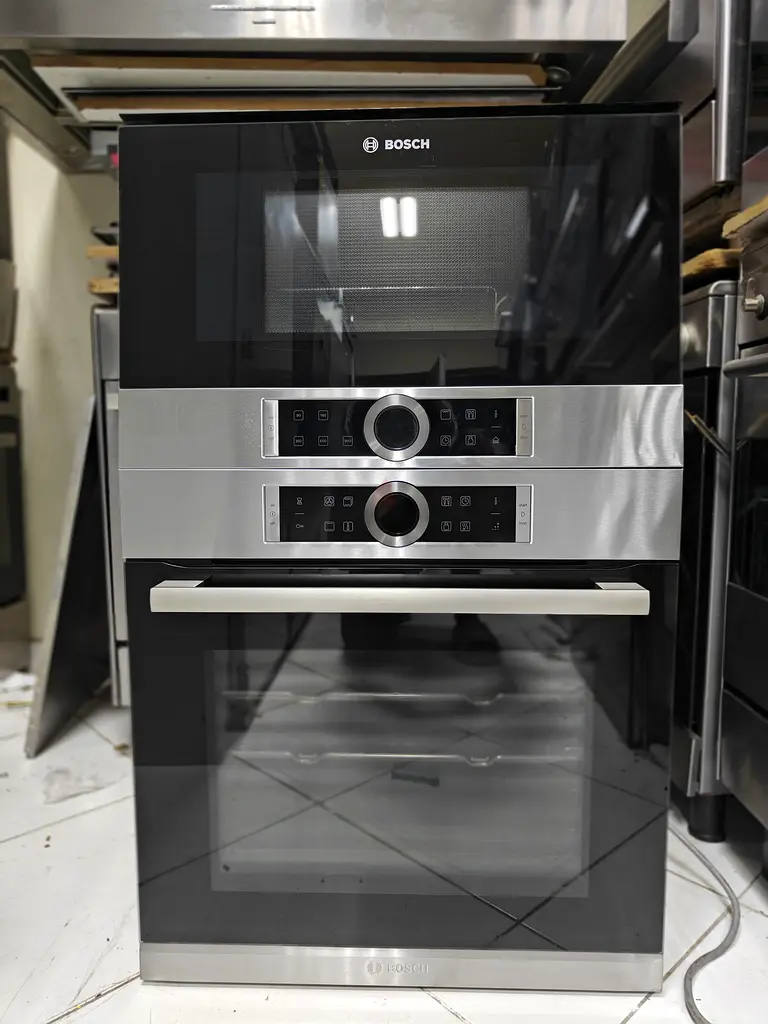 Bosch latest model series 8 electric oven and microwave set builtin
