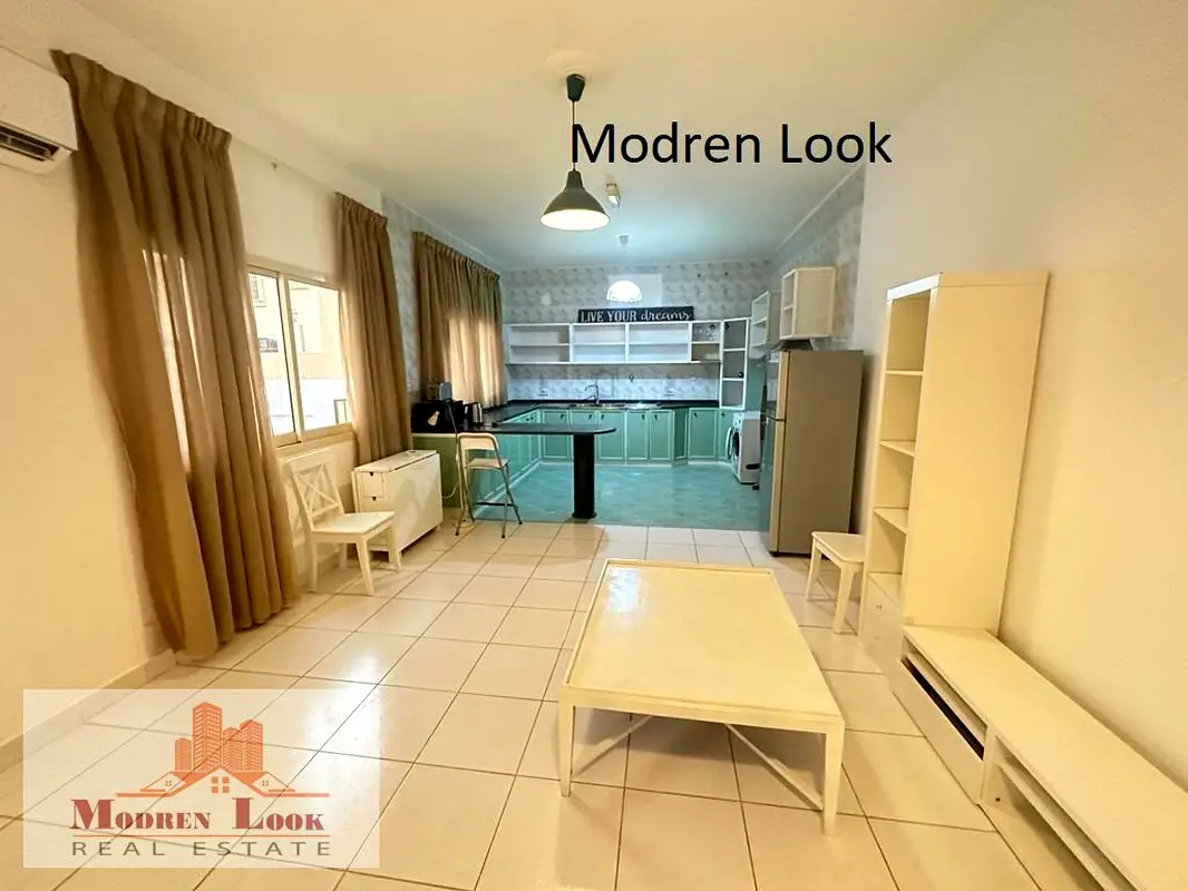 Apartment Private Entrance Spacious 2 Bedroom Hall Private FrontYard