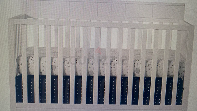 Baby crib Italian wooden, just for 600 AED63206393095297111