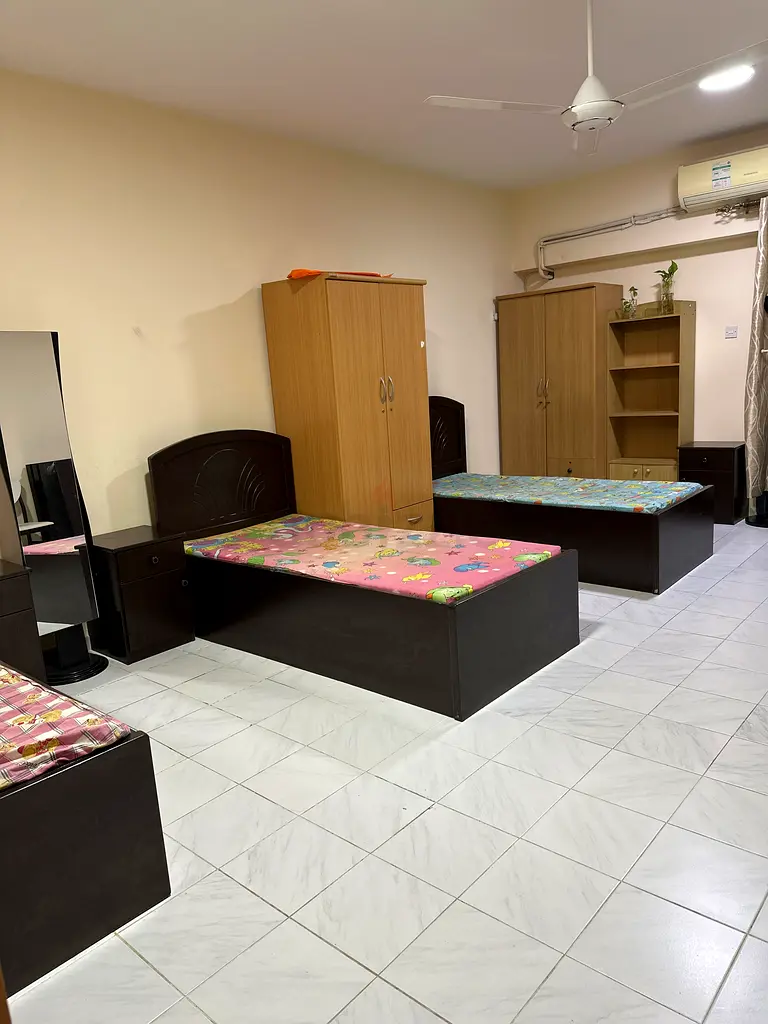 Apartment Sharing Room for Executive Ladies in Bur Dubai Dubai