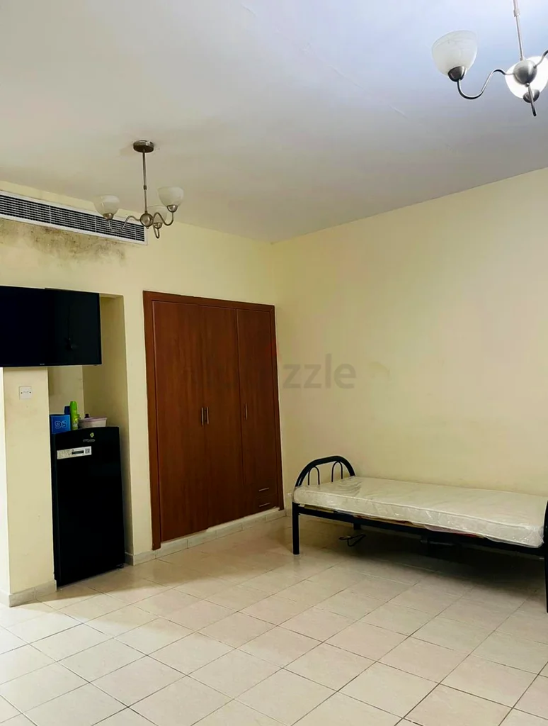 Apartment Executive Bed Space for Bachelor ( Keralites) Dubai