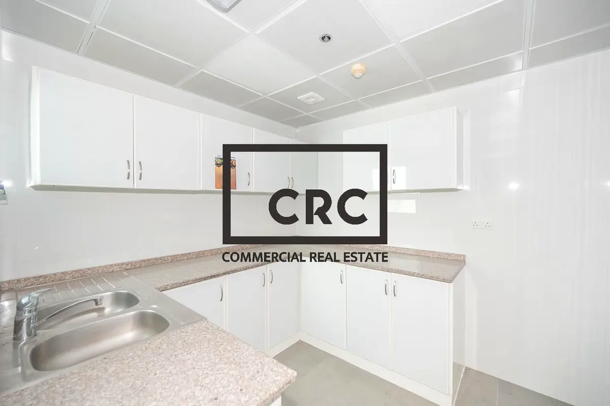 Office Fitted Office 268 sqm I 4 Parking Abu Dhabi