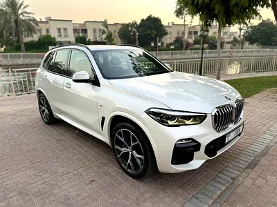 2020 BMW X5 XDrive 40i M-Kit Engine V6 Gcc specs done 140,000 Km