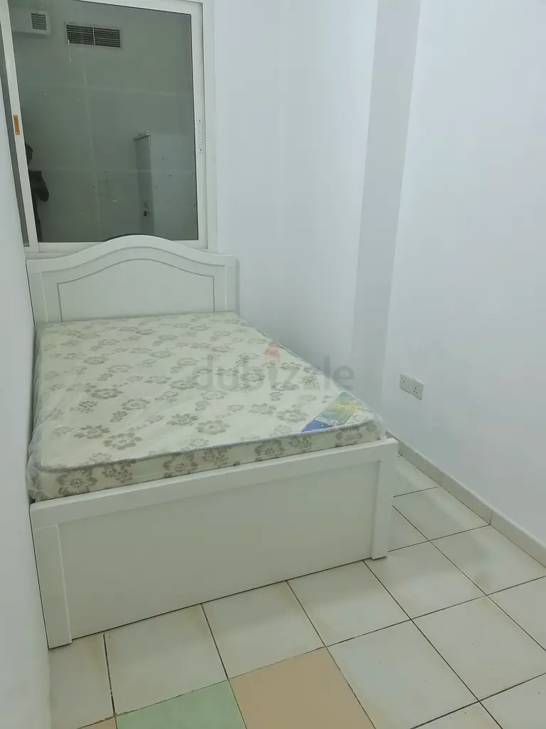 شقة للإيجار FULLY CLOSED PARTITION IN AL BARSHA NEAR MASHREQ METRO AED