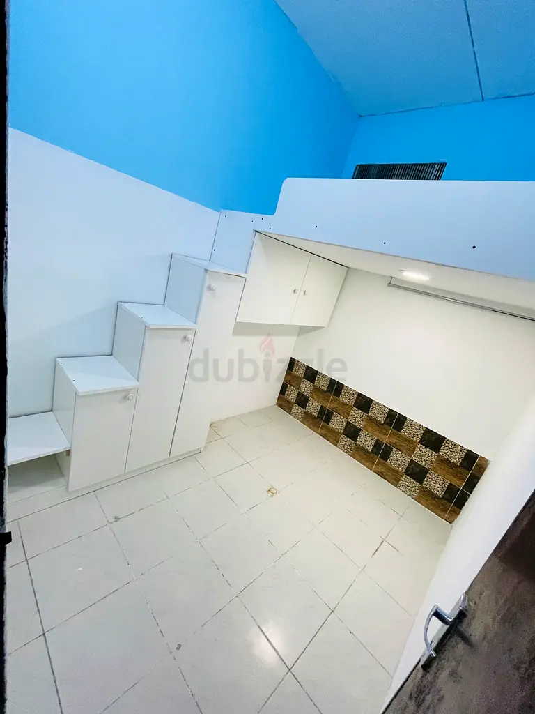 Apartment Partition available Near Emirates tower metro station Al