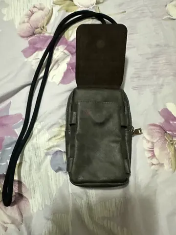 Mobile pouch