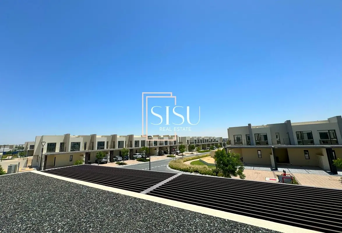 Villa Single Row Brand New Under Warranty Golf View Dubai