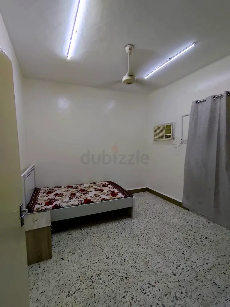 Apartment Family Room for rent Dubai