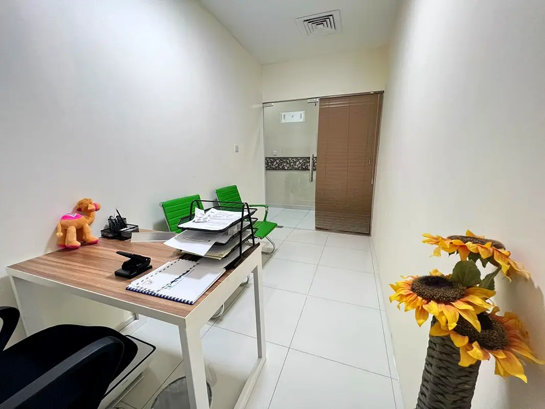 Office Beautiful Office for rent in Dubai direct from owner no commission Dubai