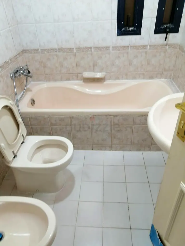 Apartment Master room available for rent for C/AC Abu Dhabi