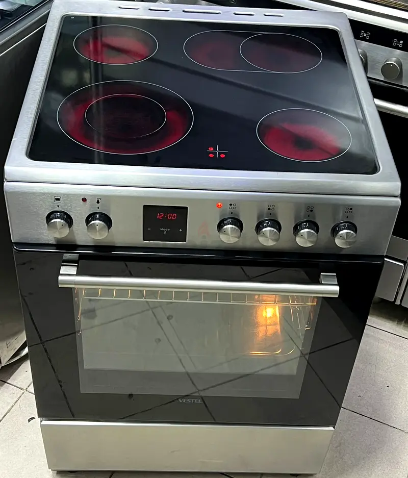 Vestel electric cooker top 4 hobs 60by60 cm size Excellent condition