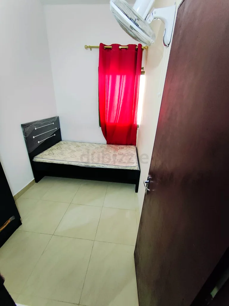 Apartment Monthly new partition room available Sharjah