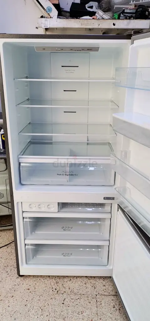 Samsung latest model Bottom Freezer refrigerator in excellent condition