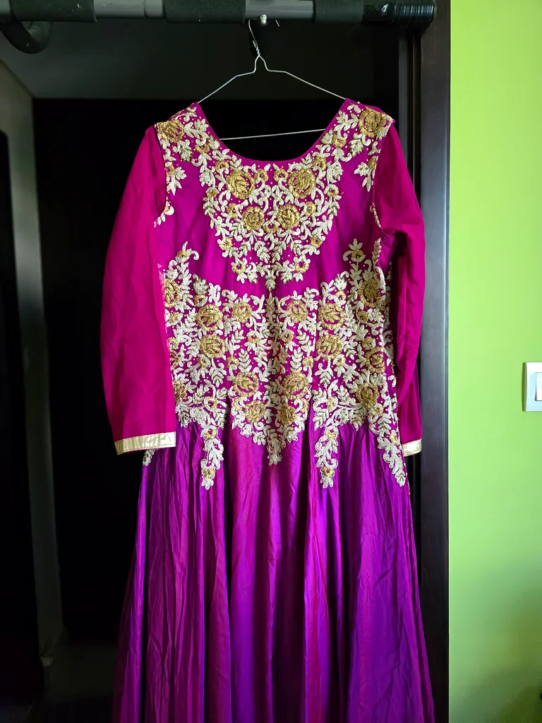 Long dress / gown party wear