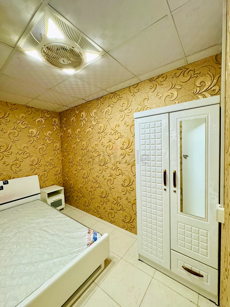 Apartment Partition Room AvailableFor Females And couples For Rent in