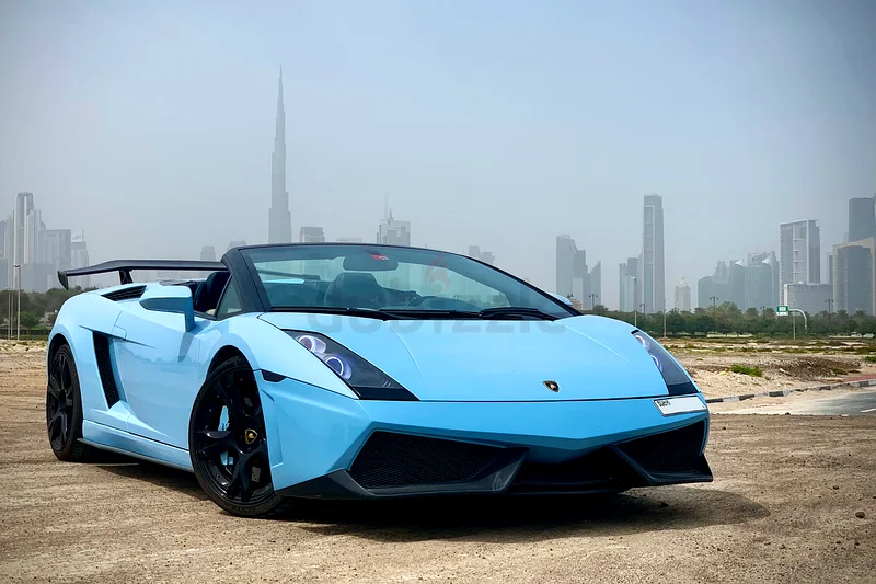 Gallardo Spyder, rare OEM paint, carbon fibre aero kit