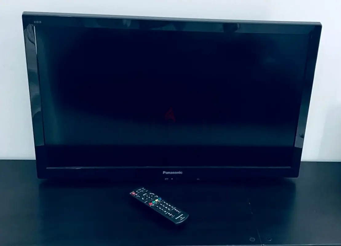 Panasonic 32 LCD TV