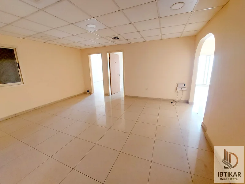 Apartment Spacious 2bhk central ac big hall with balcony in bu daniq