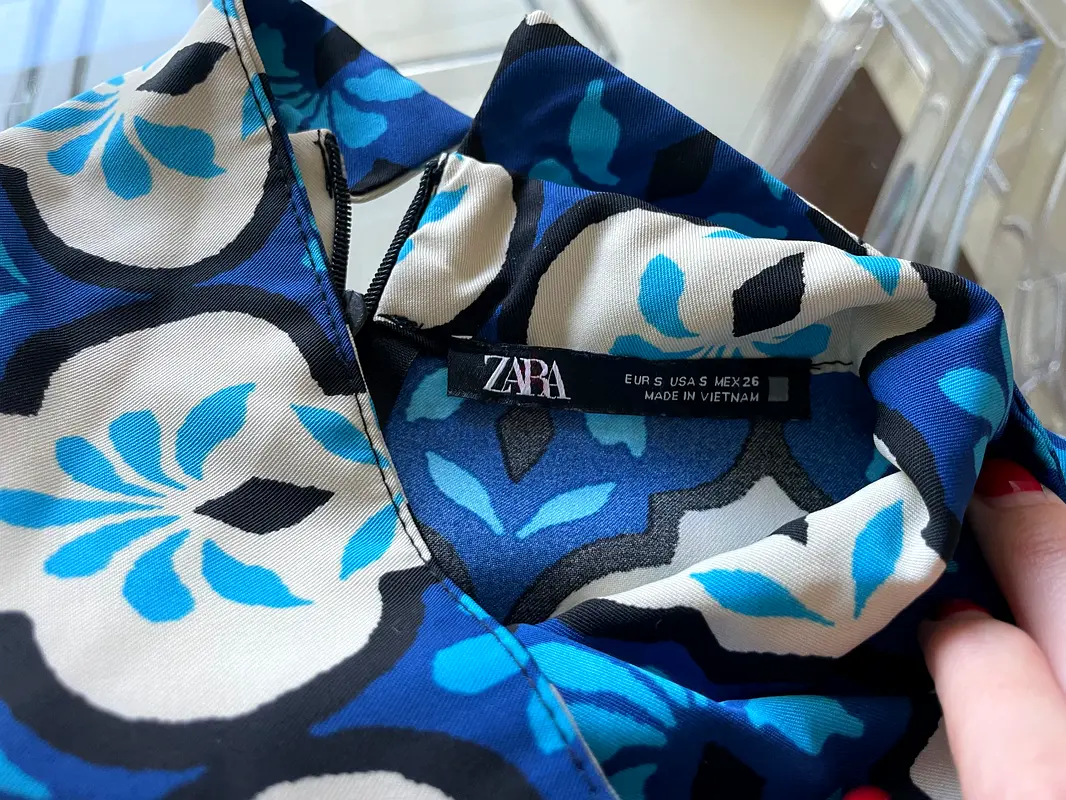 Zara dress size S