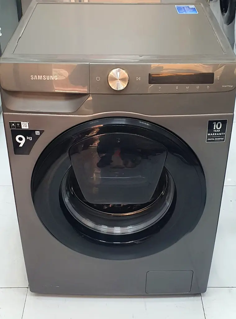 Samsung latest model 9kg washer in excellent condition