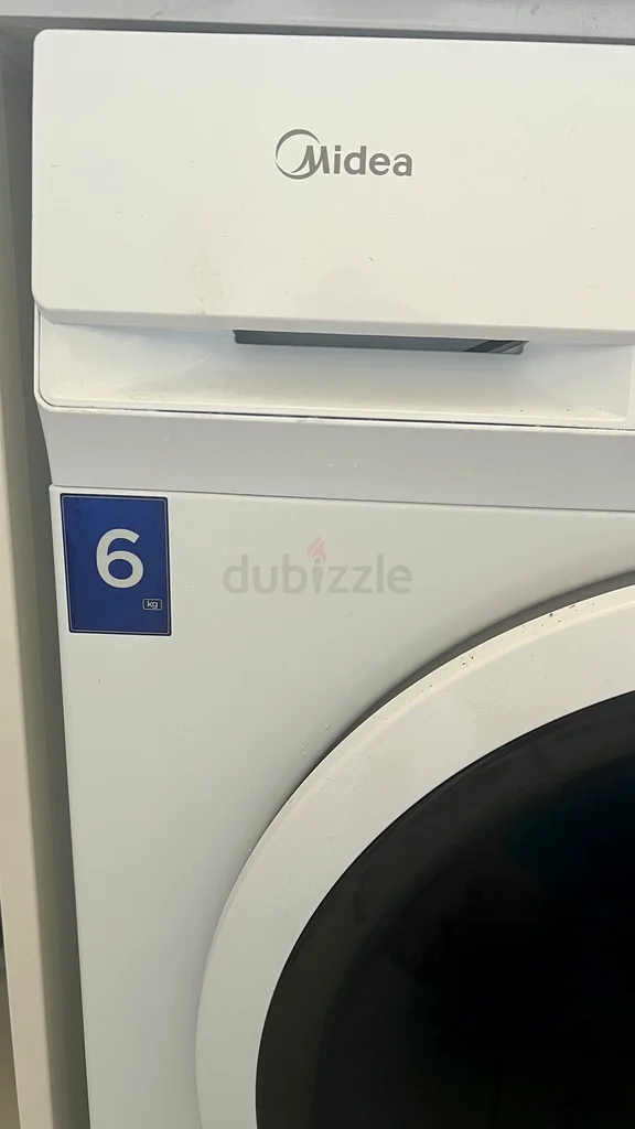 Midea 6KG Front Load Washing Machine with Lunar Dial, 1000 RPM, 15