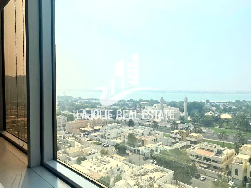 Office 3 offices with Spaces