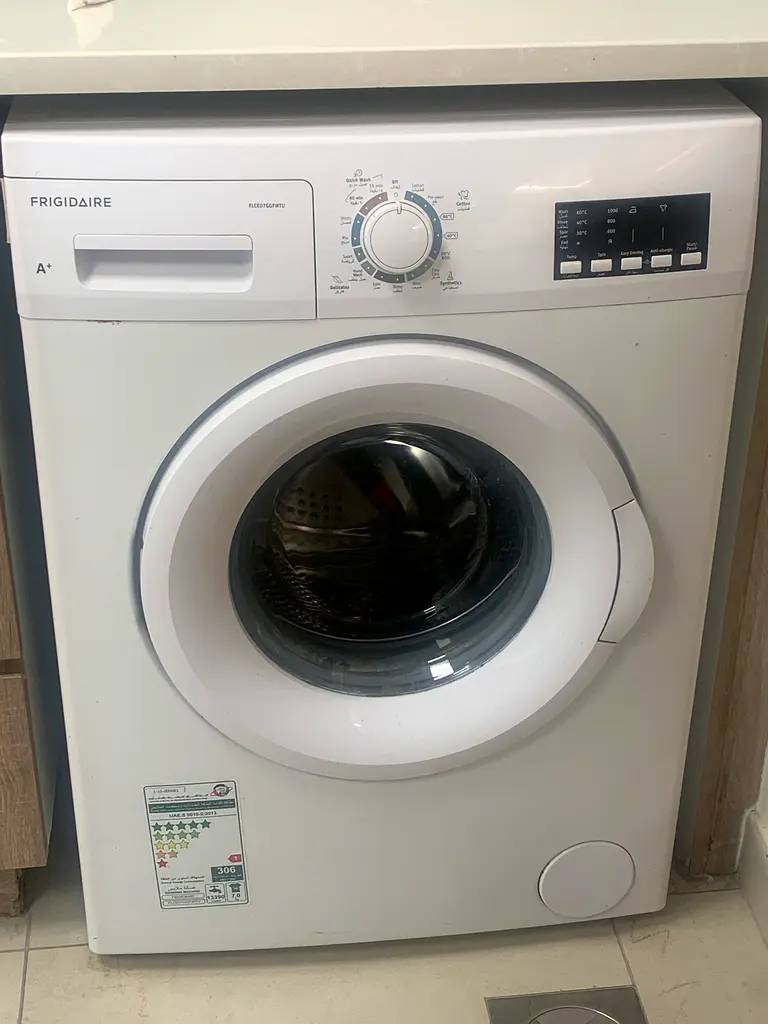 Amazing frigidaire washing machine 7 Kg in best conditions must go