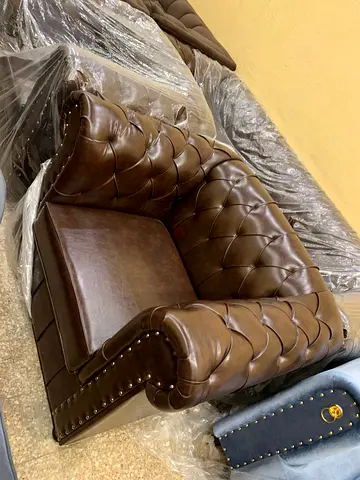 Re stitching sofas covers n fittings