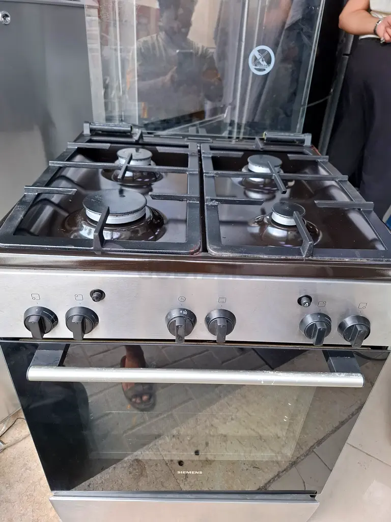 Siemens 4 Burners Full Flame Safety Gas Cooker Silver 60x60cm