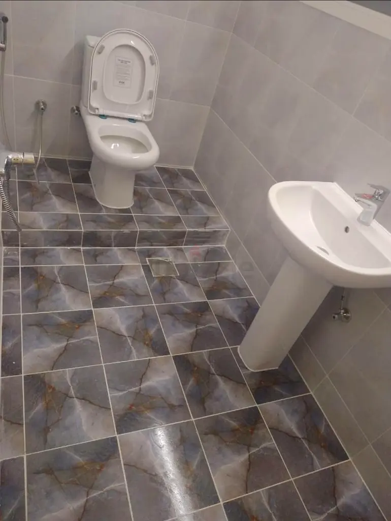 Apartment Bed space available close to ADCB metro station in Karama for Indians Dubai