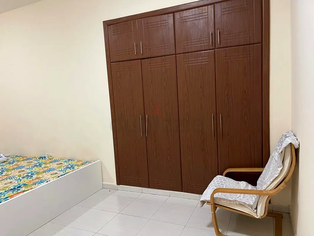 Apartment Sharing Flat for keralite Bachelor in one BHKAl quisais
