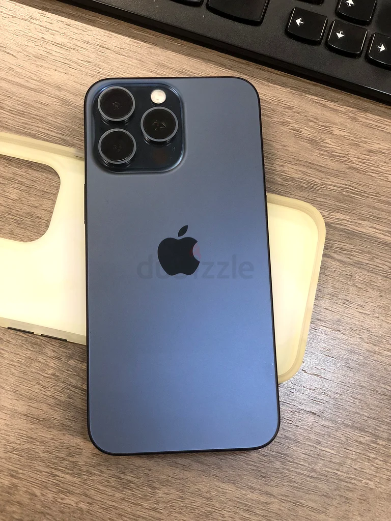 Iphone 15 pro max63215875961218112
