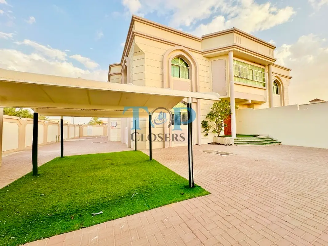 Villa Beautiful 4 Br Villa Private YardSpacious Rooms Al Ain