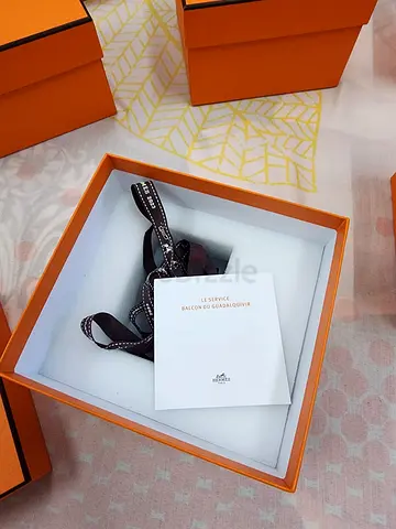 Hermes Dinner plates boxes