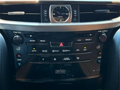 2021 Lexus LX-SERIES — фото 7