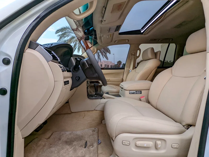 لكزس LX570 2013، نسخة دول مجلس التعاون الخليجي، بمواصفات كاملة، وبحالة ممتازة63226738190082114