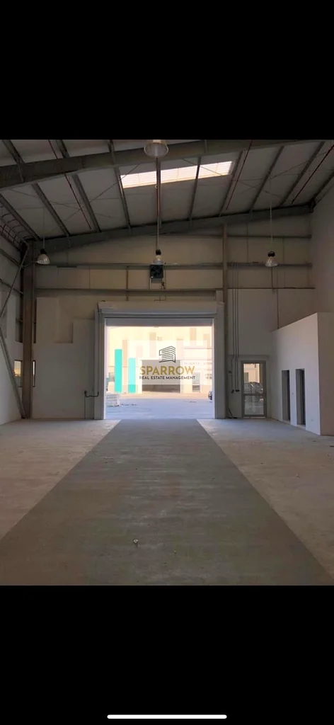 Warehouse Covered storage spaces for rent in Mussafah Abu Dhabi