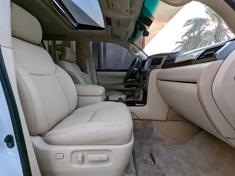 لكزس LX570 2013، نسخة دول مجلس التعاون الخليجي، بمواصفات كاملة، وبحالة ممتازة63226738190082113